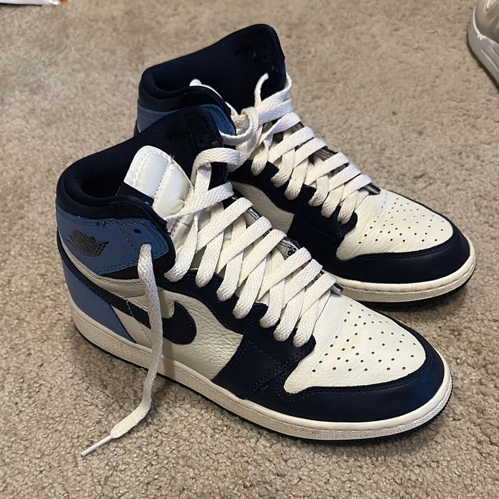Nike Jordan 1 Retro High Obsidian
